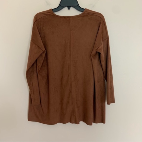 NWT New Bryn Walker Long Sleeve Baxter Top in Seqouia Faux Suede Size XS - Picture 3 of 5